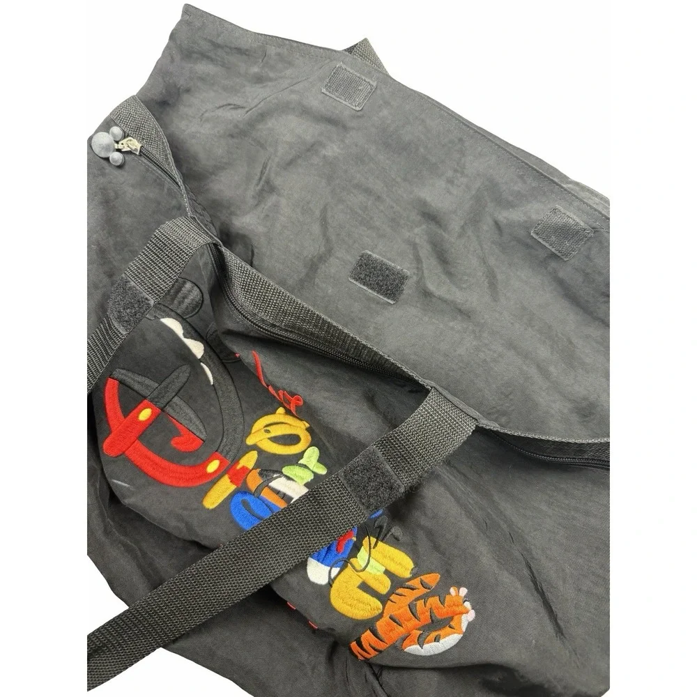 Walt Disney World Tote Bag Mickey Pooh Tigger Embroidered Black Large